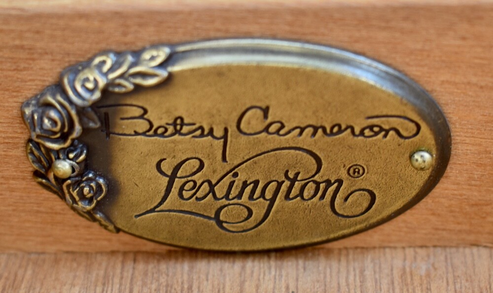 Vintage Lexington Solid Cherry Americana Stand/Table w/Pull-Out & Drawer