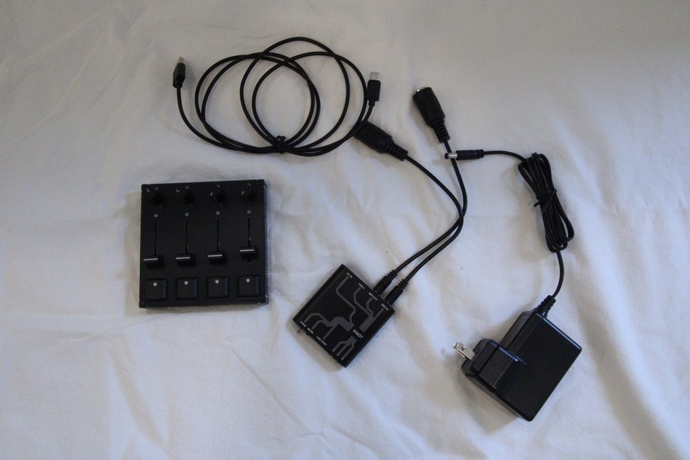 Intech Studio PBF4 and KNOT Midi Bundle