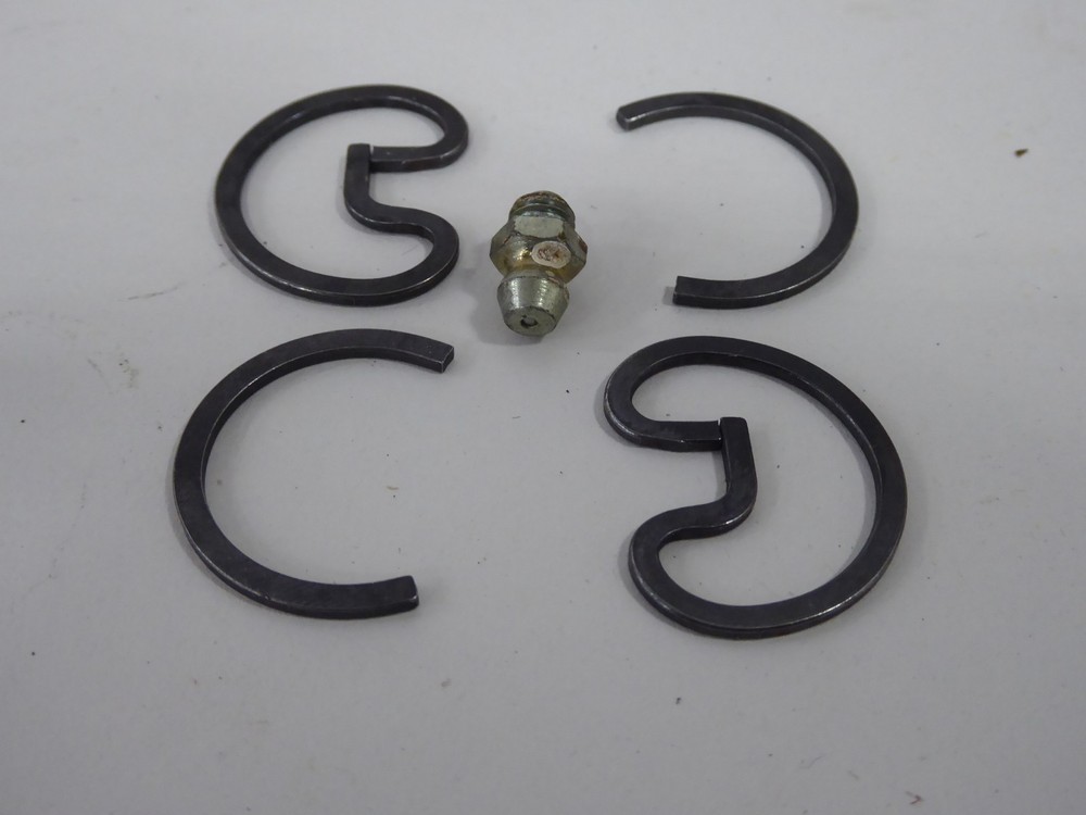 319 Universal Joint Moog Precision 5-788X