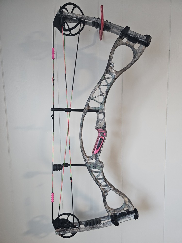 Hoyt Charger Compound Bow