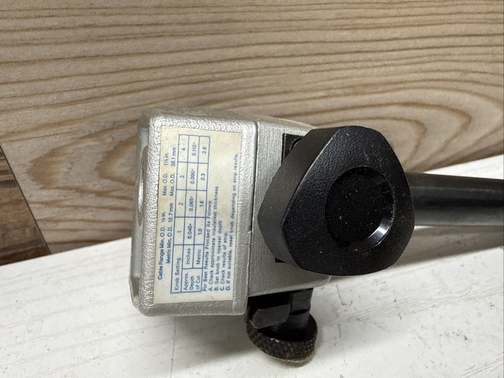 Ideal High Voltage Heavy Duty Canle Stripper 45-126