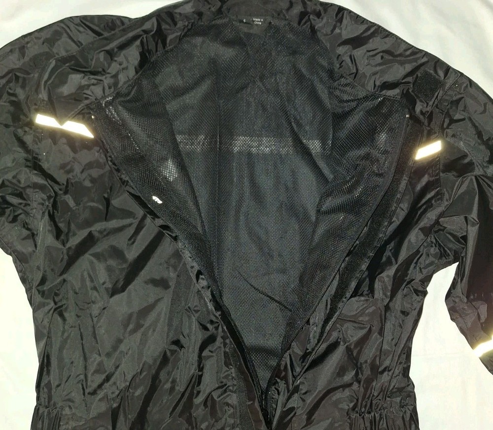 BILT Motorcycle One Piece Rain SUIT, Small, Reflective Waterproof Windproof EUC