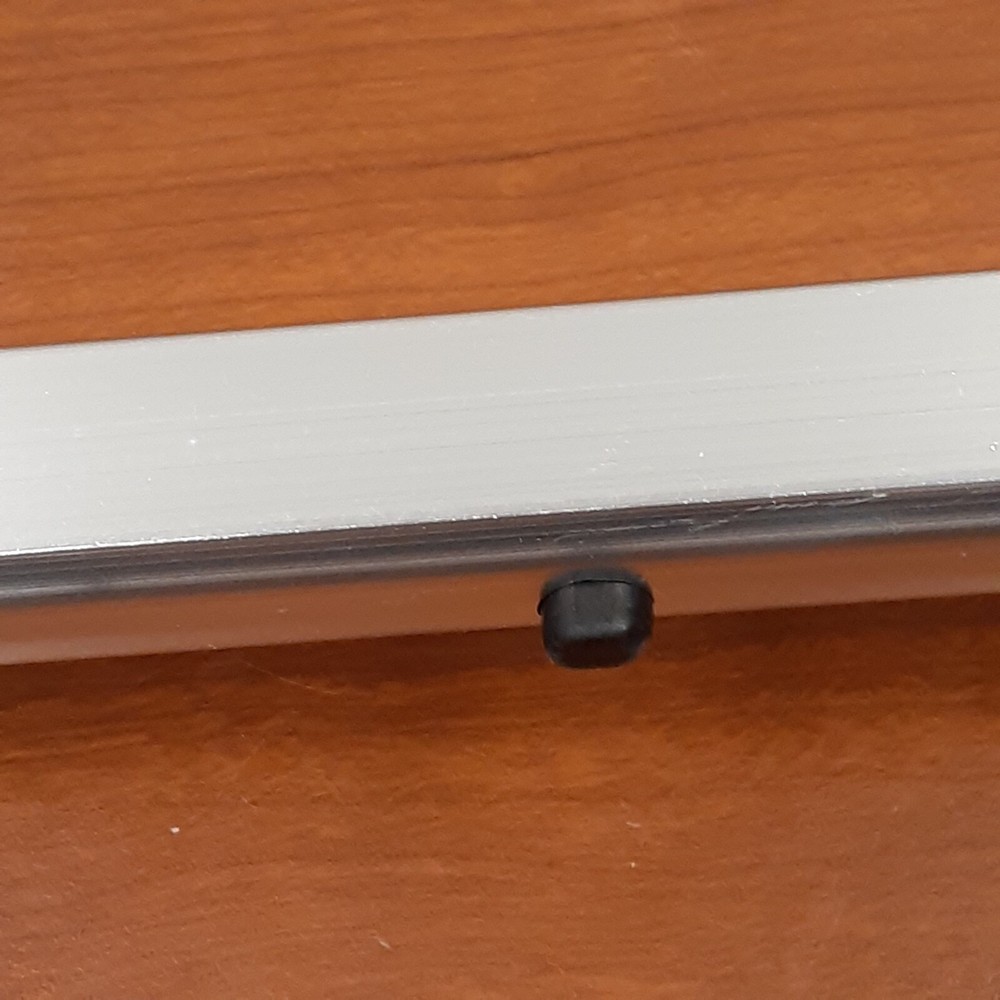 Targus Roller Bag for Philips Projector..or Other Things..NEW...Defective Handle