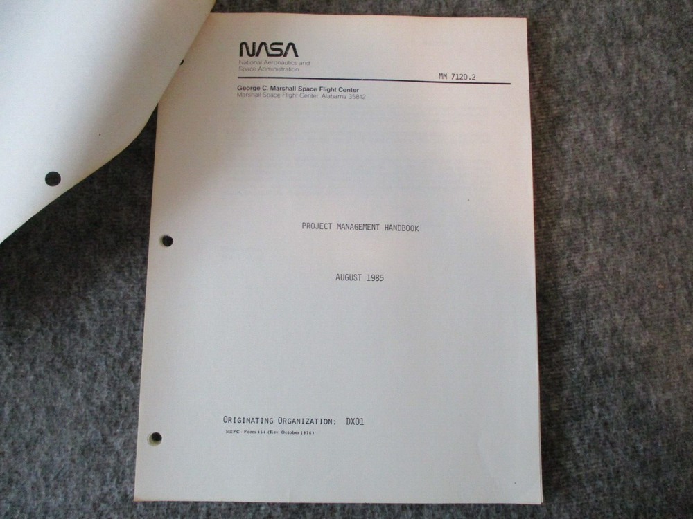 NASA MSFC JSC SPACE SHUTTLE SAFETY REPORTS/MANUALS/TECHNICAL&OFFICE MEMOS SET-10
