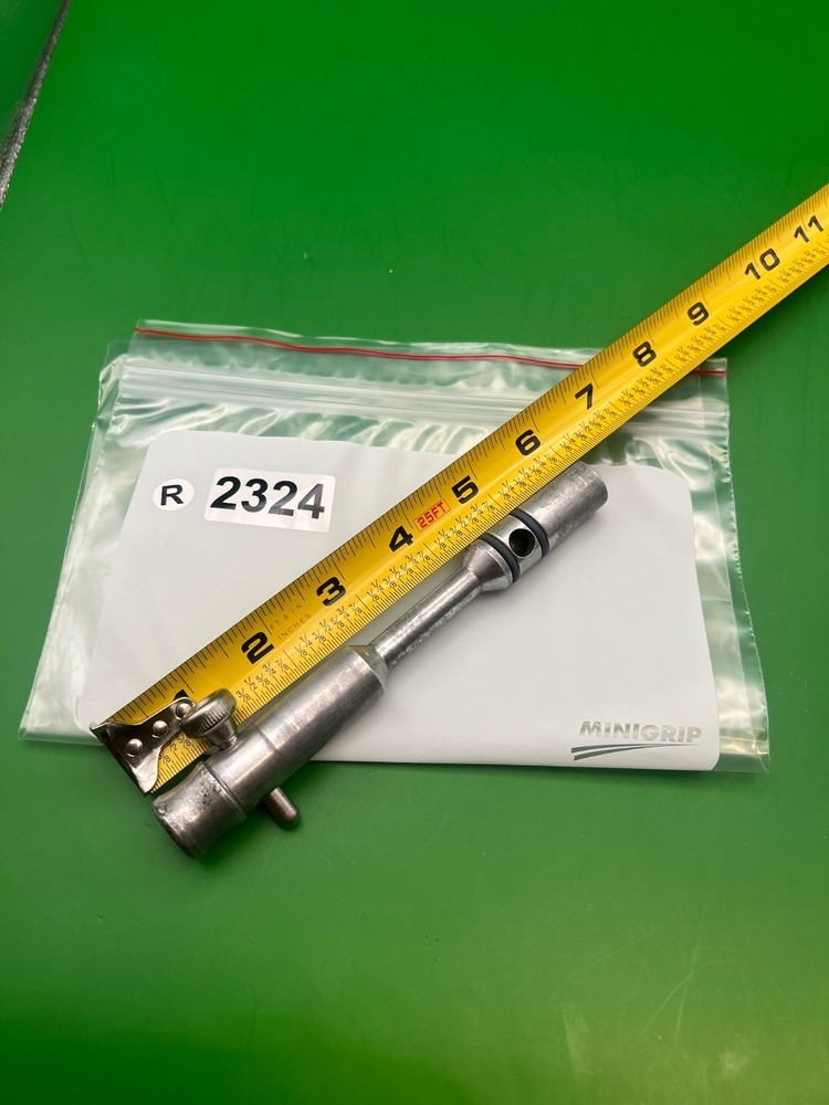 Autococker Bolt