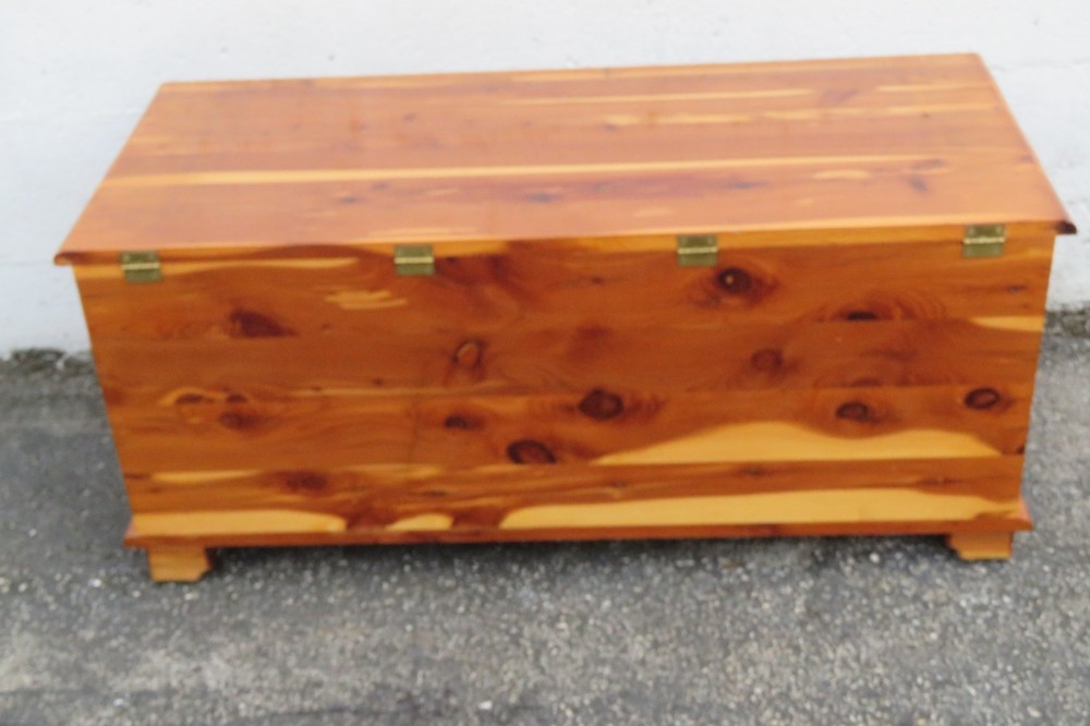 Solid Cedar Hope Chest Blanket Trunk Bench 6175