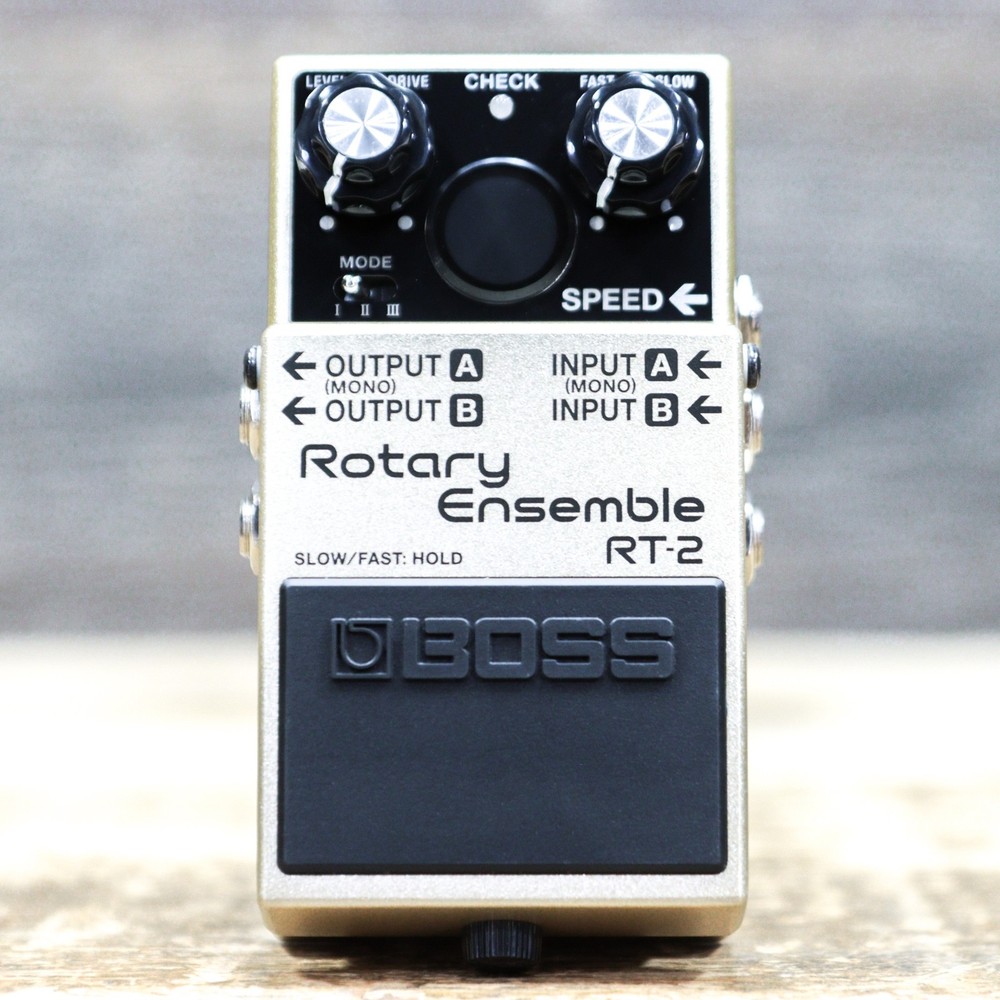 Boss RT-2 Rotary Ensemble Authentic Rotary Speaker Cabinet Sounds Effect Pedal