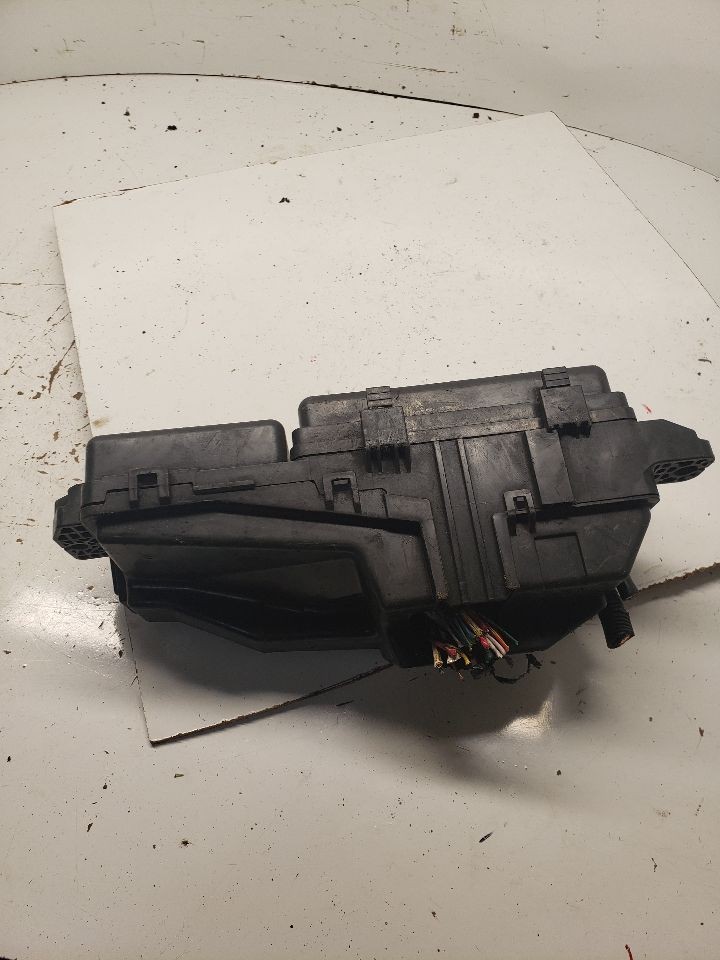 Used Fuse Box Engine fits: 2005 Acura Rl engine compartment Grade A