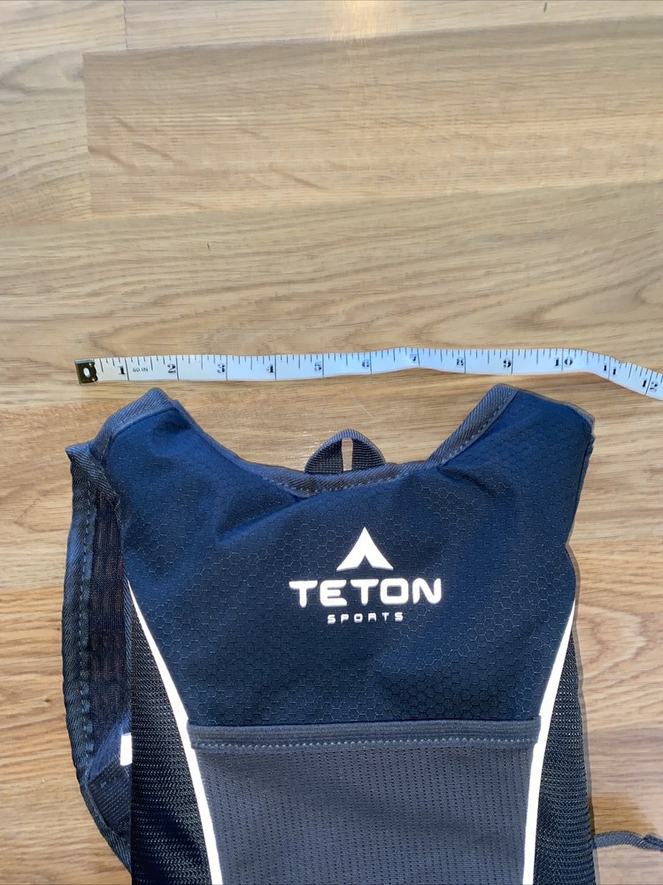 TETON SPORTS HYDRATION BLADDER PACK BACKPACK H20 (MISSING BLADDER )
