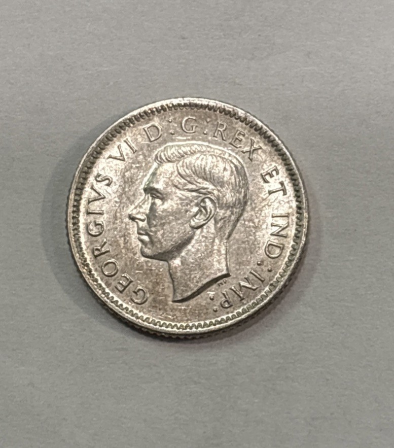 1941 Canada Silver! 10 Cent! ENN Coins