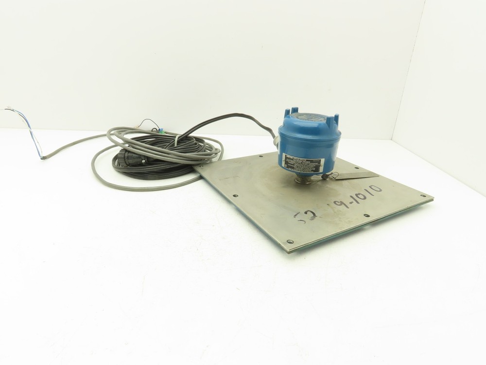 Drexelbrook 700-207-1 Sensing Element Level Switch Control Unit XP Haz Loc