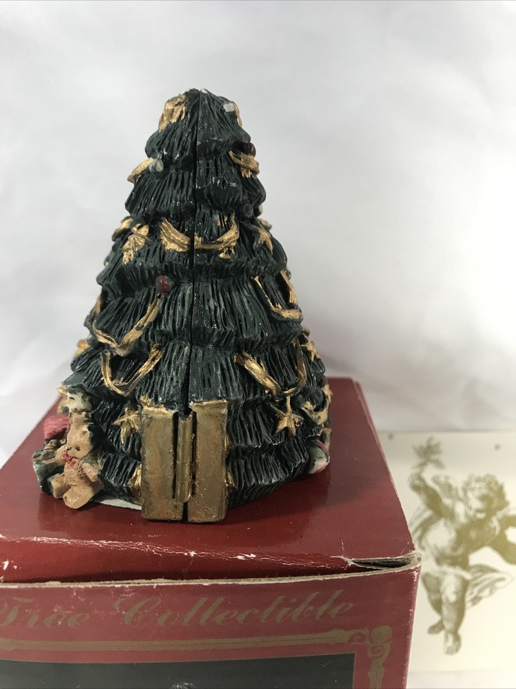 Tree Collectible ~ Windsor Collection 3.5” ~ Opening Hinge 3d