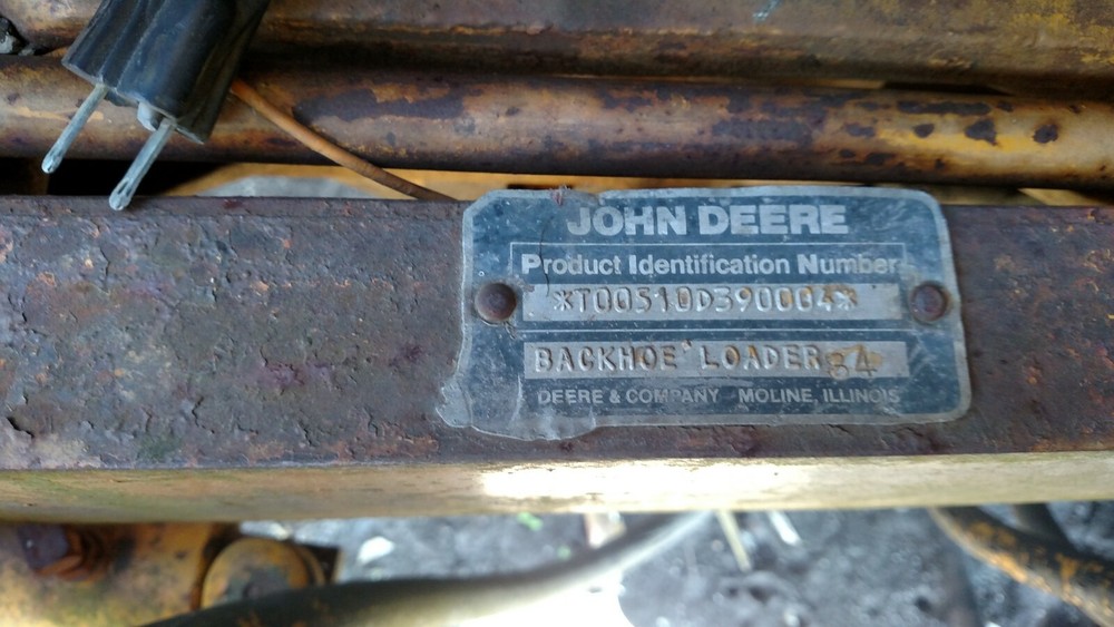 2 JOHN DEERE 510D BACKHOES extend-a-ho