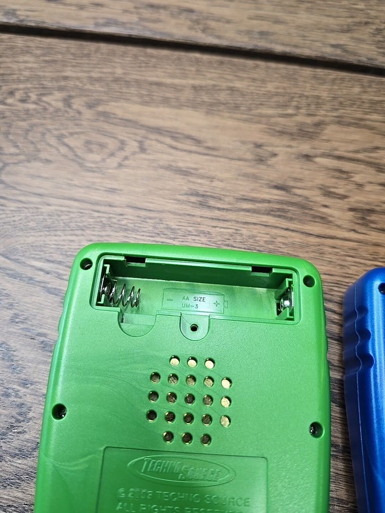 Bee Blackjack Poker Casino Electronic Handheld Games 2003 Techno Source Vtg Work