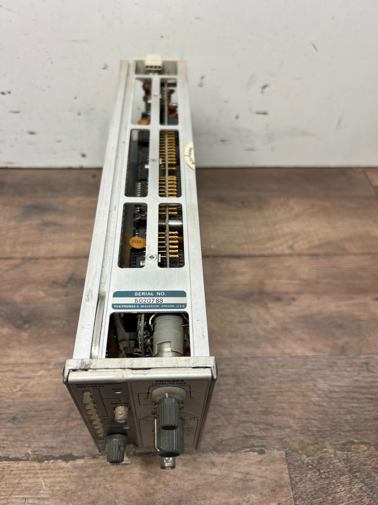 Tektronix 7D14 Digital Counter Plug-in Module