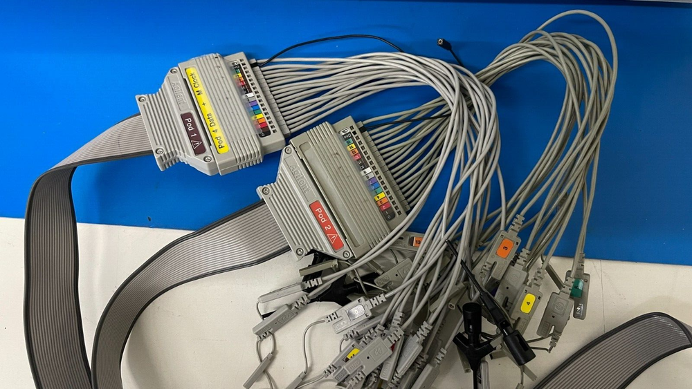 Agilent 16801A Logic Analyzer With Options 101, 102, 111