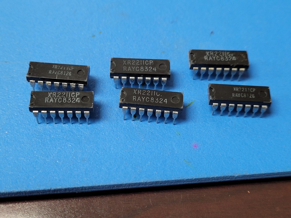 (5 PCS) XR2211CP EXAR/RAYTHEON Tone Decoder Circuit, Bipolar, PDIP14