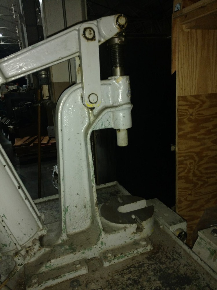 Hannifin Pneumatic Press, Arbor Press