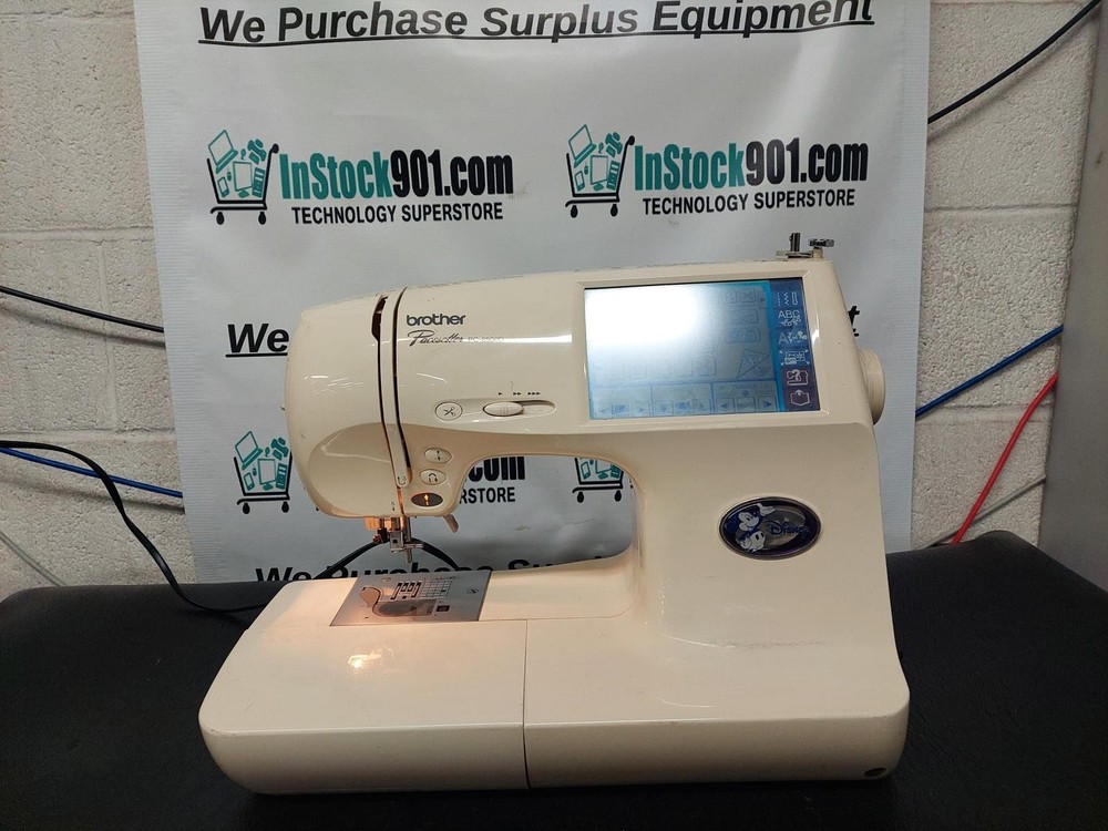 Brother Pacesetter PC-8500D Computerized Embroidery & Sewing Machine