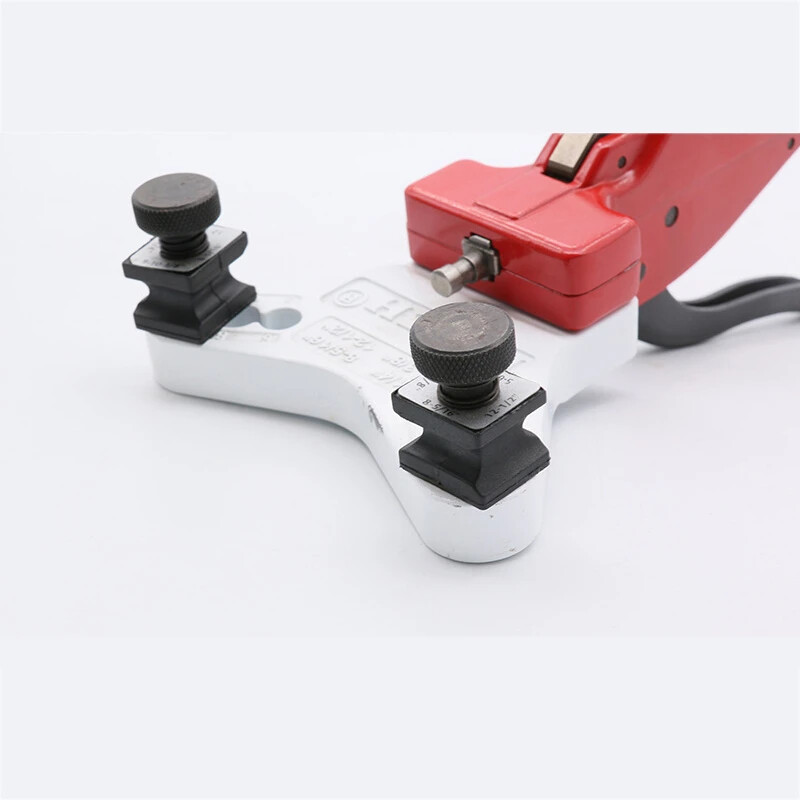 Vertical and Horizontal Small Diameter Thin-walled Pipe Ratchet Bender