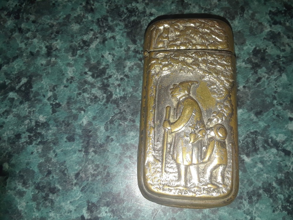 EARLY RELIEF MAN + BOY MATCHSAFE VESTA