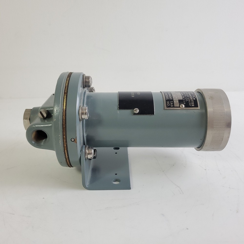 MOORE NULLMATIC 33A TEMPERATURE TRANSMITTER 14033-AS7EG 33a14033as7eg