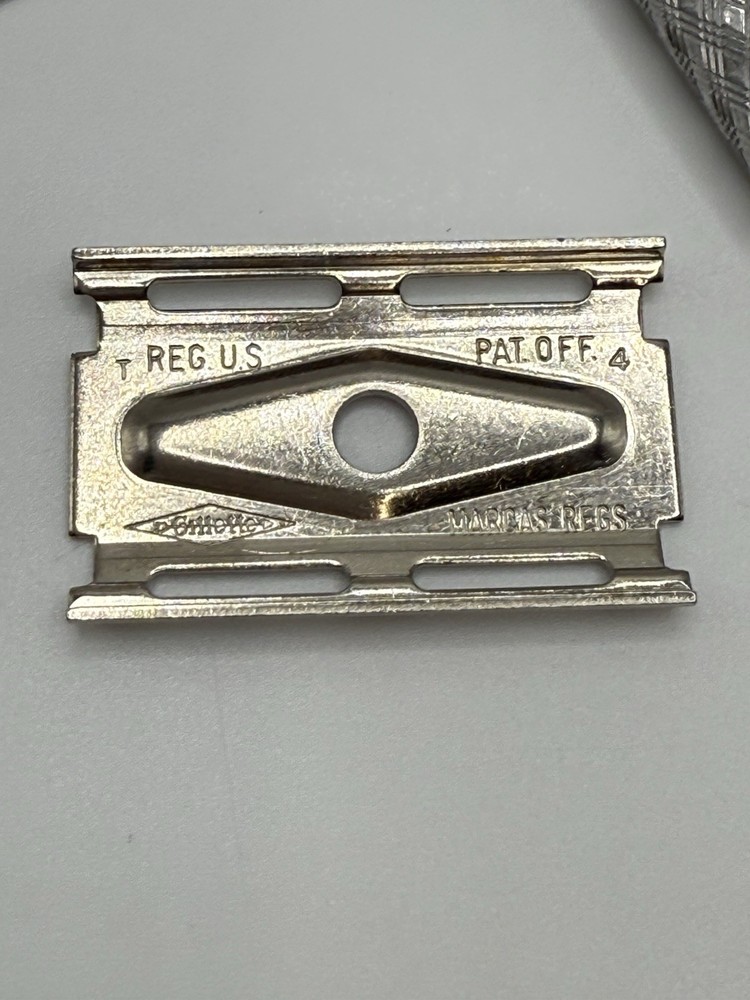 Vintage Gillette Double Edge Razor & Platinum Plus Blade. Date code T4