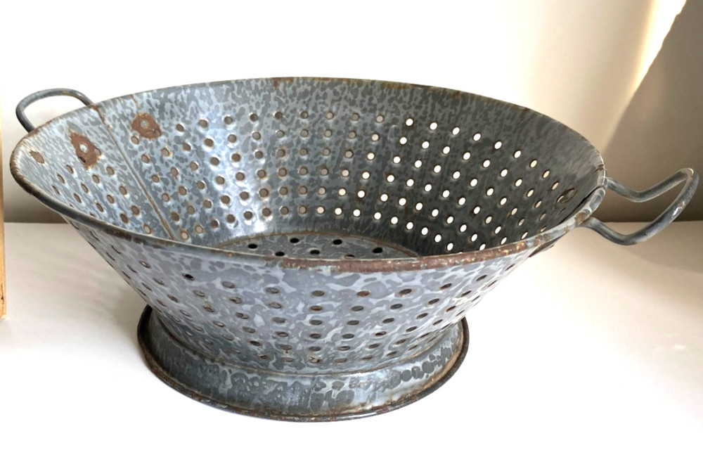 Antique Granite Ware Gray Enamelware Colander Primitive Farm Kitchen Strainer