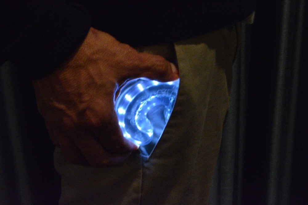 PUTTING GEEN AID GOLF HOLE LIGHT