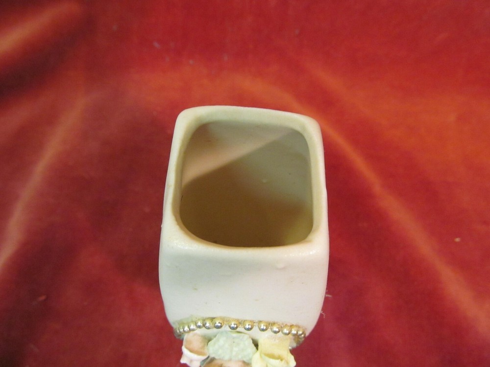 5 1/2" CAPODIMONTE BISQUE VASE