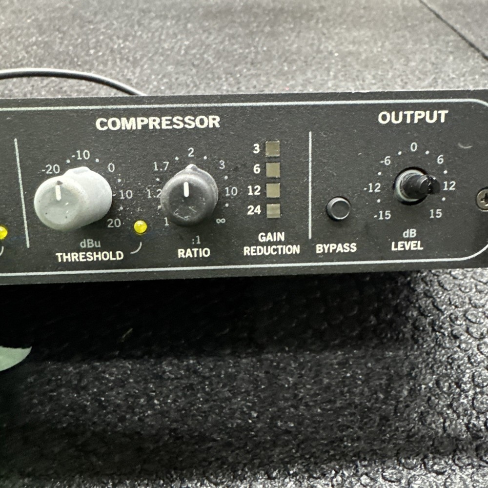 Rane DC-22 Dynamic Controller Signal Processor Compressor DJ Limiter 2 Channel