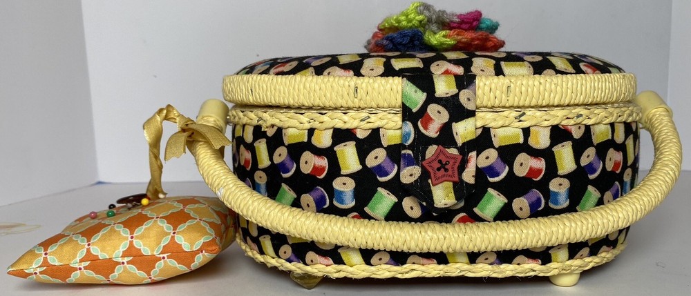 Oval Sewing Basket Notions Keepsake Kit Pin Cushion Thread Theme 1029