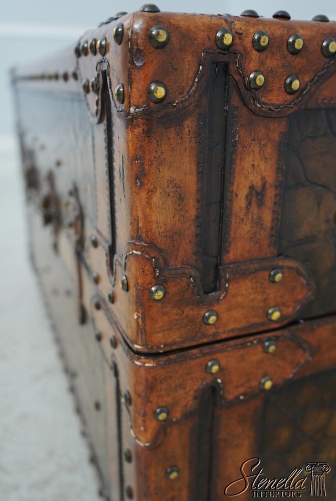 L67479: MAITLAND SMITH Gator Pattern Leather Storage Trunk