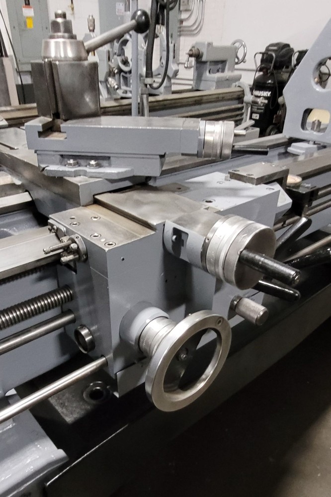 16" x 60" Bridgeport Romi 16-8 Engine Lathe
