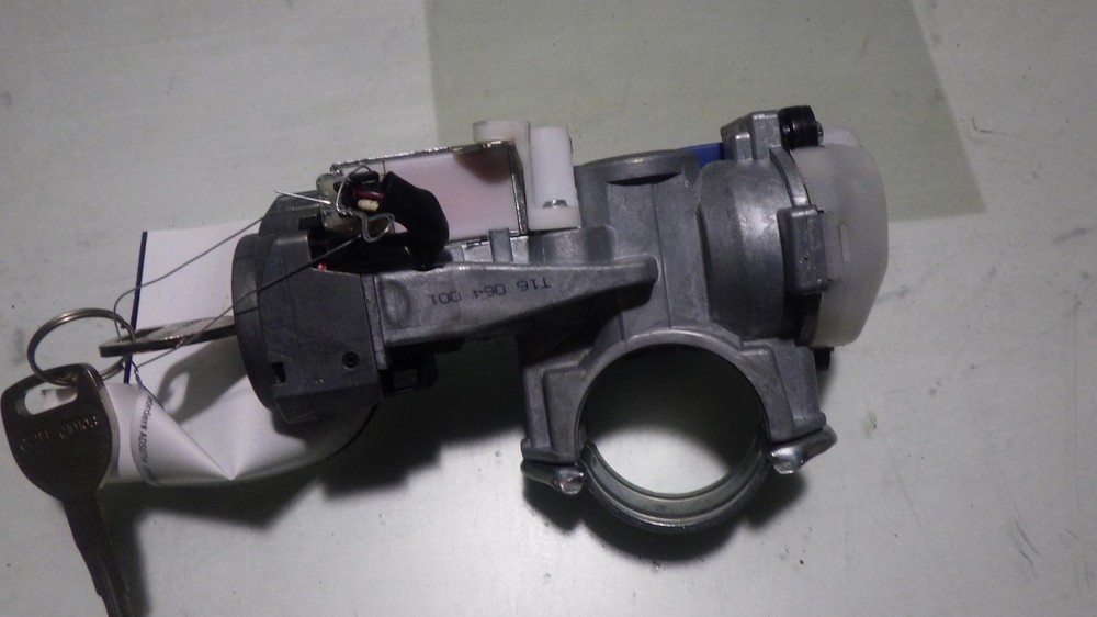 96 HONDA ACCORD Ignition W/Key