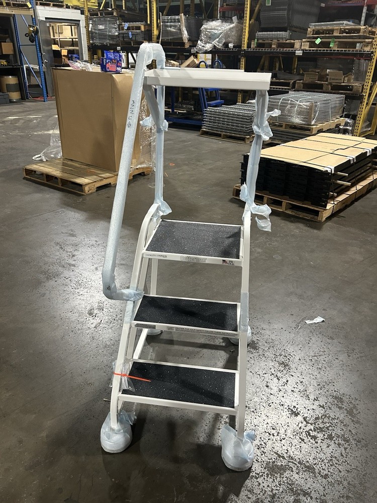New Cotterman 3 Step Ladder-450 Capacity