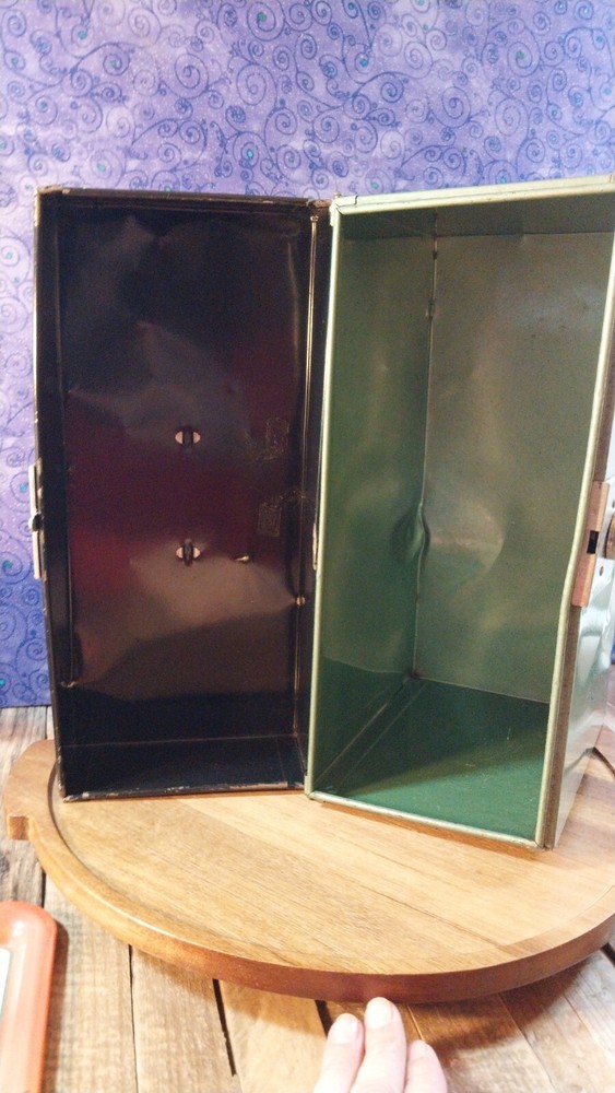 Old Metal Locking Box LOCK BOX SAFE PAPER FILE STORAGE