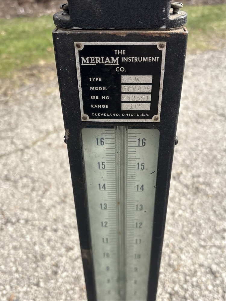 Vintage Mariam Analog Manometer