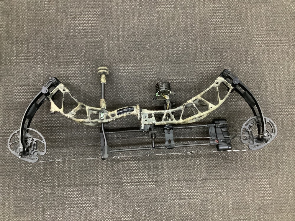 Xpedition MX-16 Camo Right Handed Compound Bow