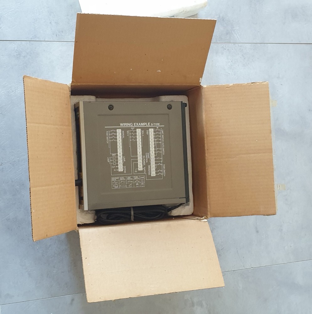 SMC Cylinder Controller ECC8-S12-P