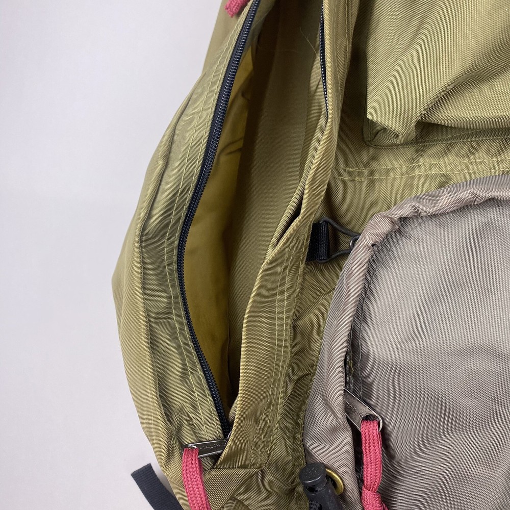 Camp Trails External Frame Hiking Backpack Size M Olive Green Gray