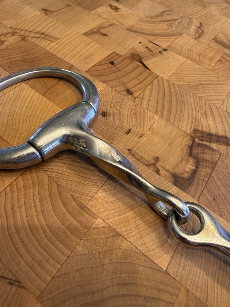 Coronet 5 1/2” Slow Twist Eggbutt Snaffle Bit