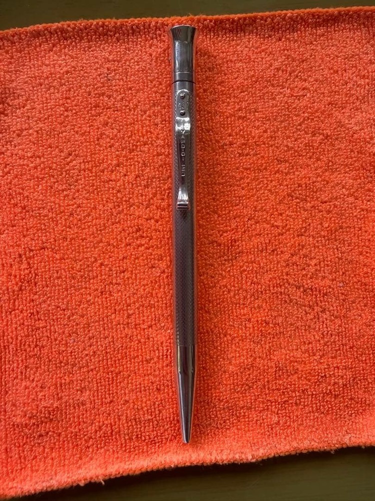 Yard o led Red Ballpoint Pen a Burley