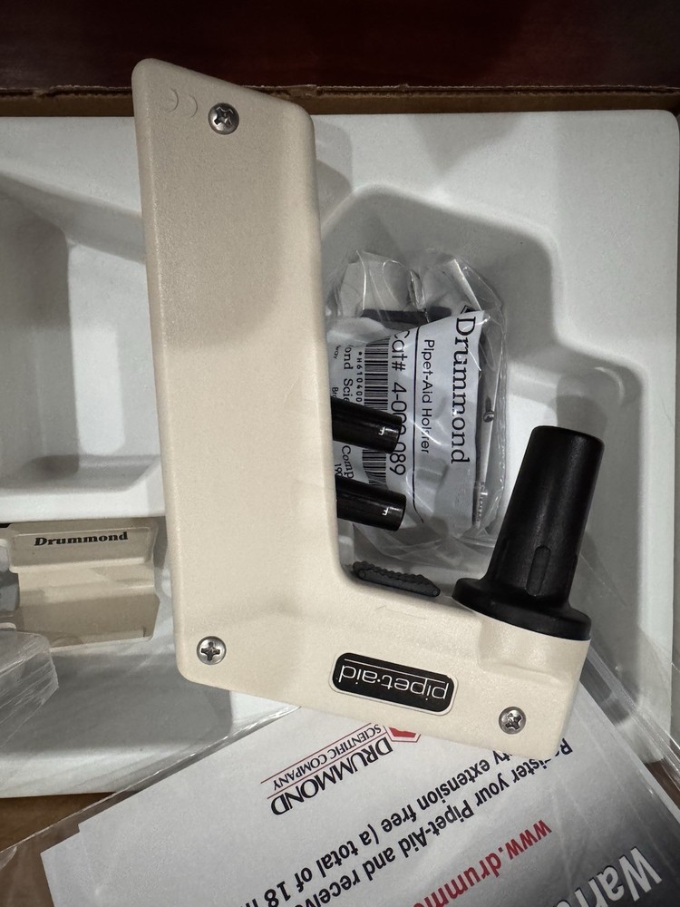 Drummond Pipet-Aid XP P ipetting device