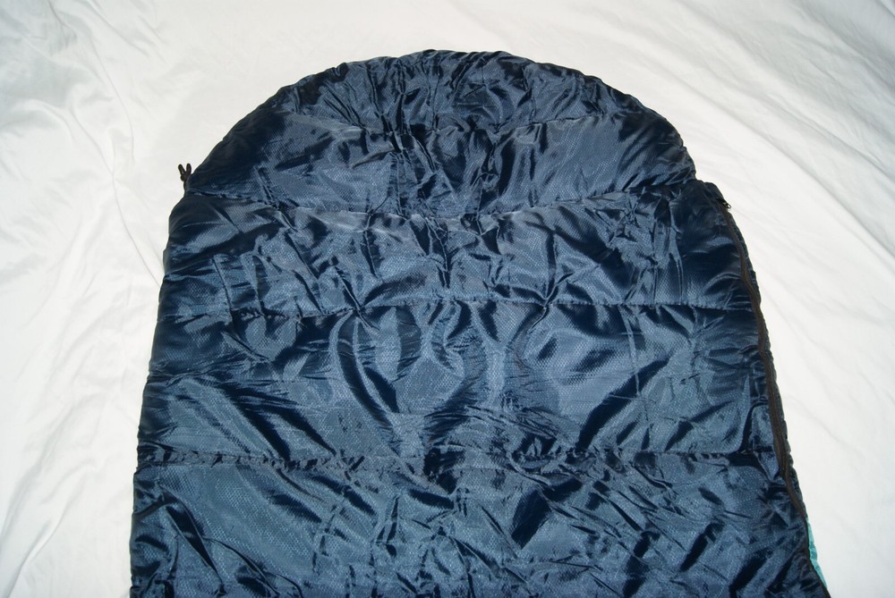 canway sleeping bag w/ carry case