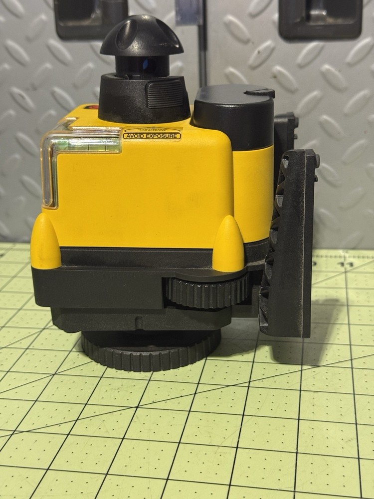 ROBOTOOLZ LASER LEVEL Rt3620-2 WORKS GREAT