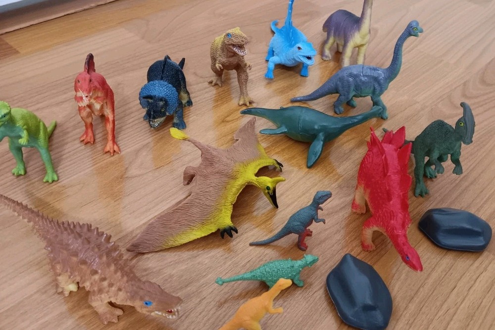 Assorted Dinosaur Figure Set Kids Toy Display
