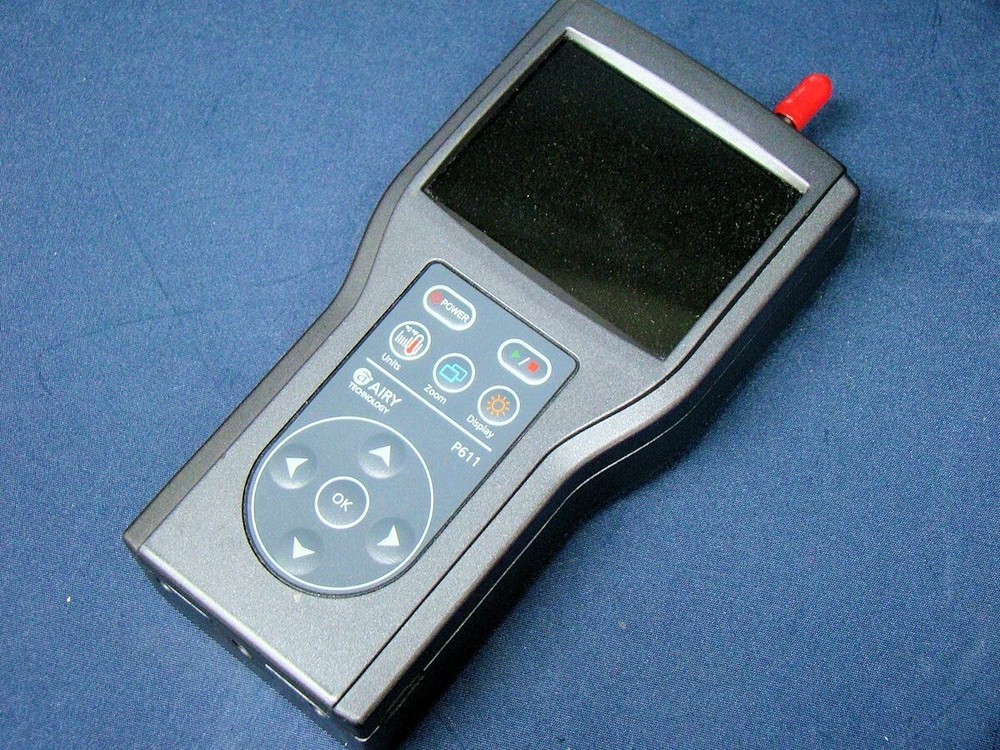 Airy Technology model P611 Handheld airborne particle counter W/ Accessory