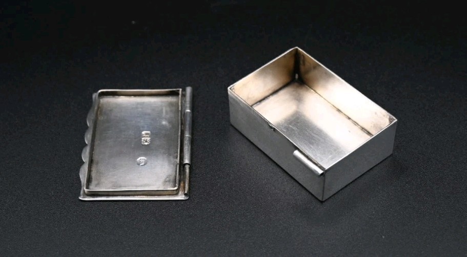Antique Solid Silver Trinket Pill Ring Box William Comyns Mark C1901 Victorian