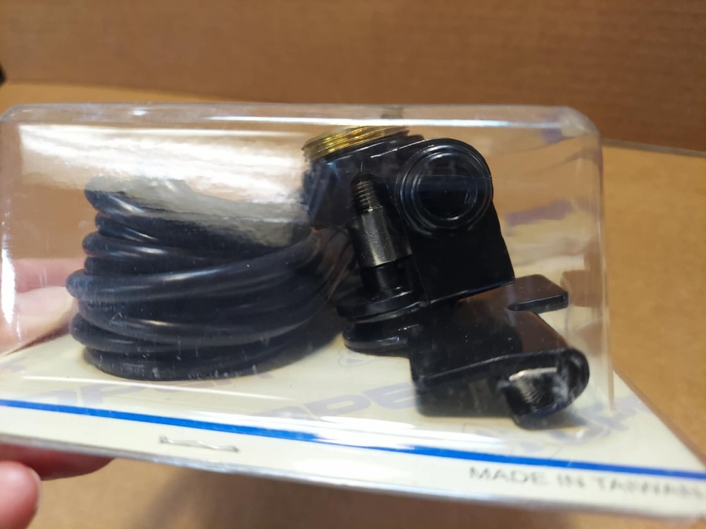 OPEK AM204B NMO TRUNK LIP MOUNT~~ NEW!!~~